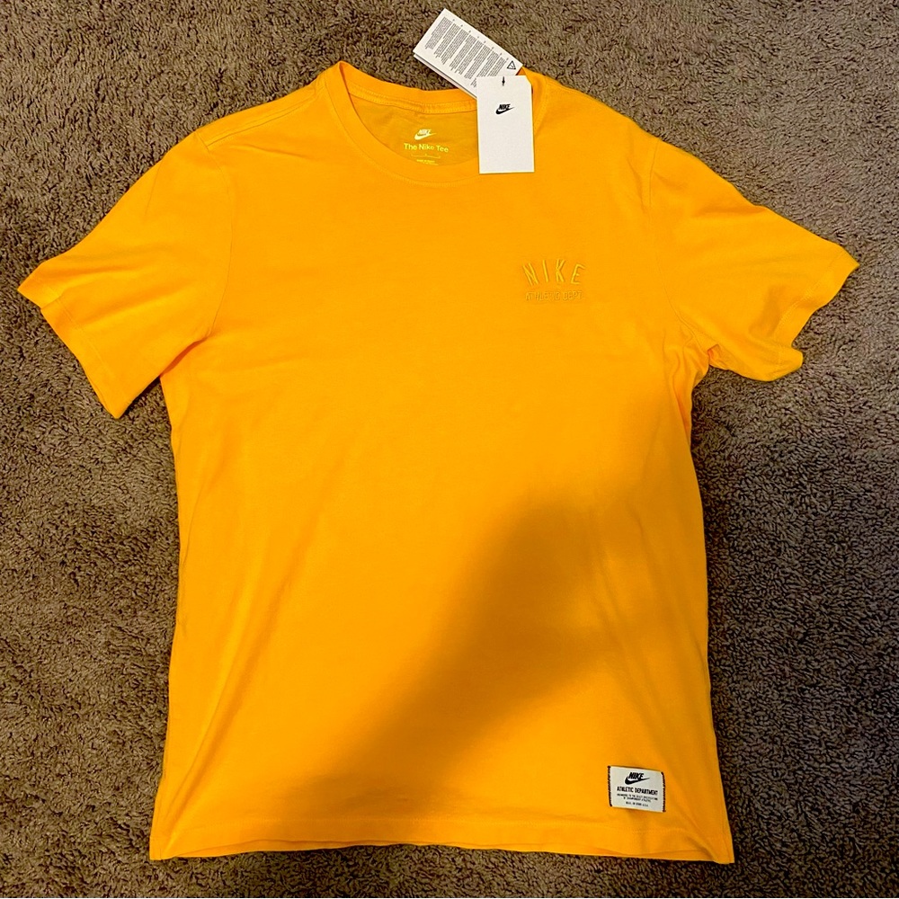 Nike Orange Short Sleeve Tee
